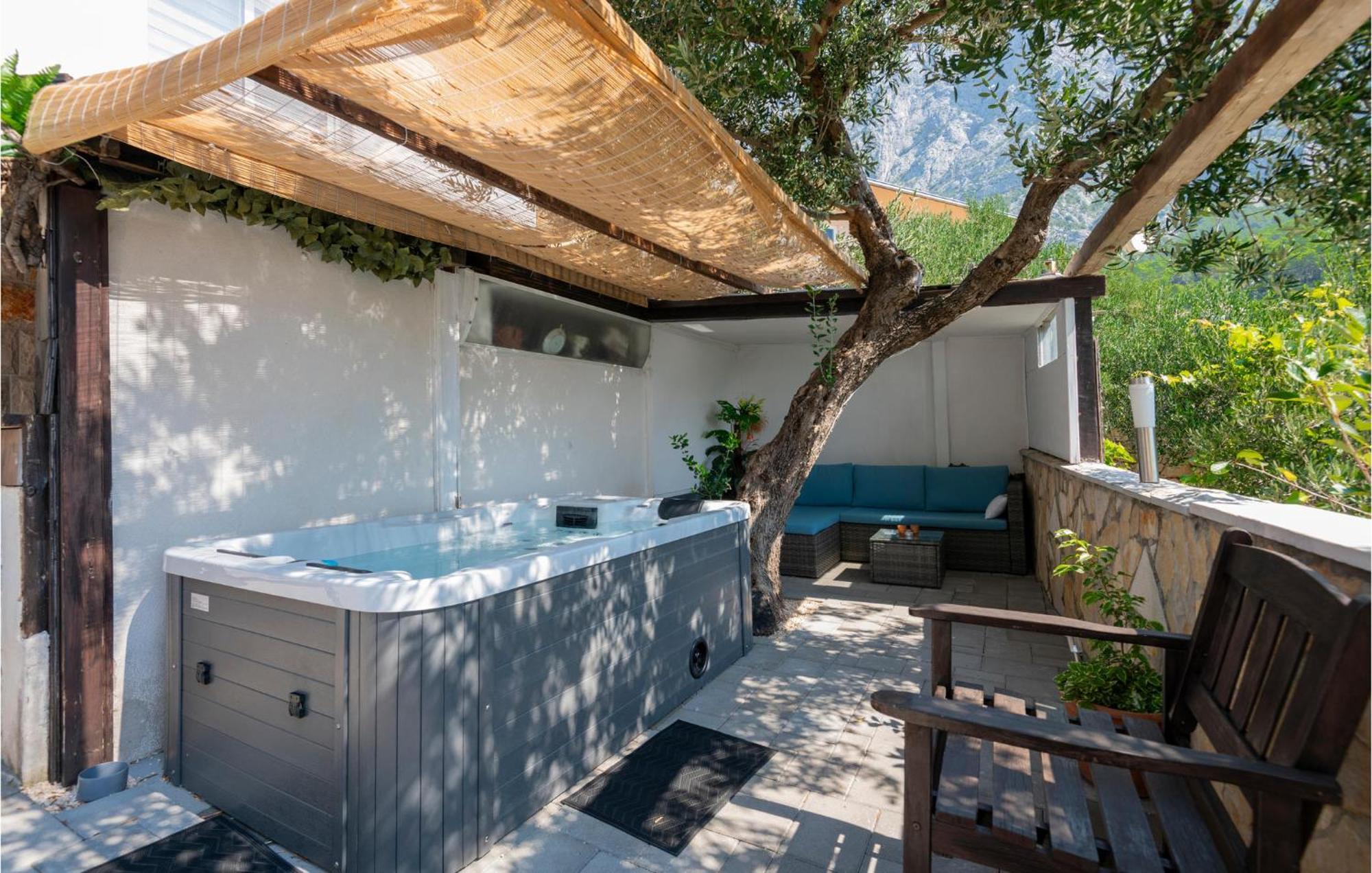 Beautiful Home In Makarska With Kitchen Zewnętrze zdjęcie